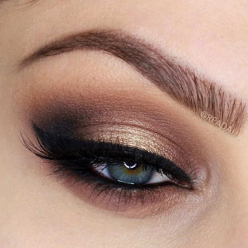 Bobbi Brown × PACMAN LIMITED Editon Eyeshadow Palette Shimmers Mattes Neutral